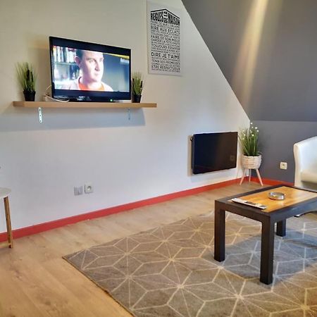 No2 Appartement Entier Sweet Et Cosy Parking Gratuis 赫洛威尔·圣卡拉 外观 照片