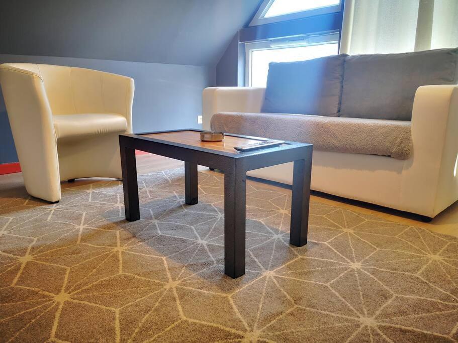 No2 Appartement Entier Sweet Et Cosy Parking Gratuis 赫洛威尔·圣卡拉 外观 照片